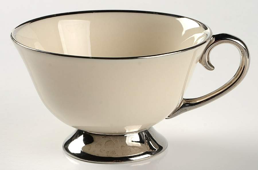 Bellmere (Rim & Coupe) Footed Cup by Flintridge-1