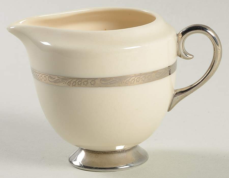 Bridal Wreath No Color Band Mini Creamer by Flintridge-1
