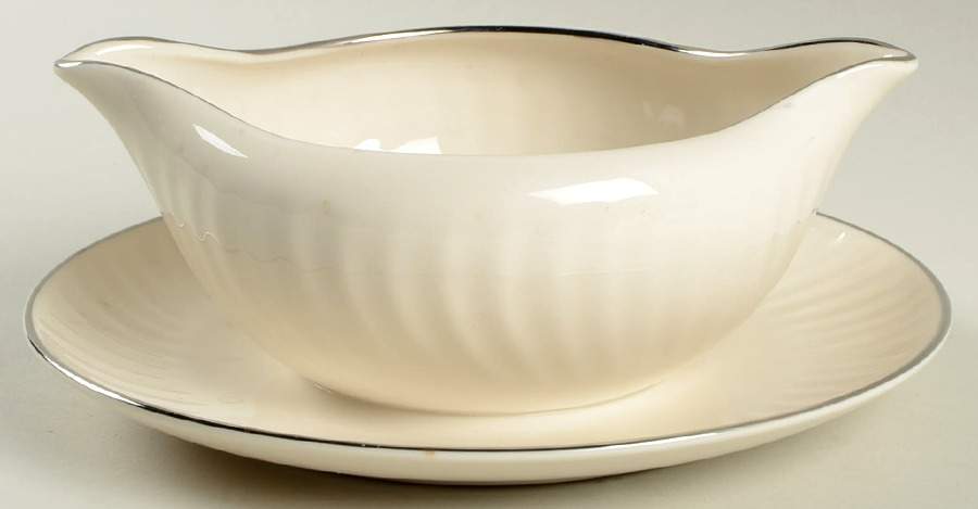 Cellino (Platinum) Gravy Boat with Attached Underplate by Flintridge-1