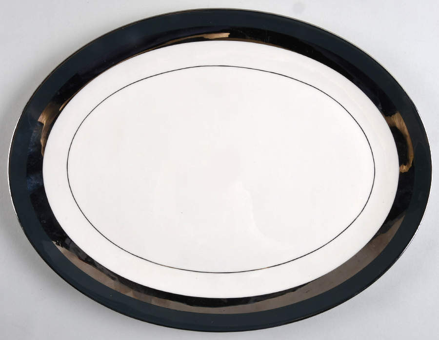 Contessa Black 14" Oval Serving Platter by Flintridge-1