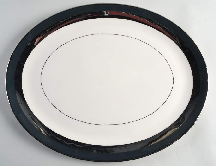Contessa Black 16" Oval Serving Platter by Flintridge-1