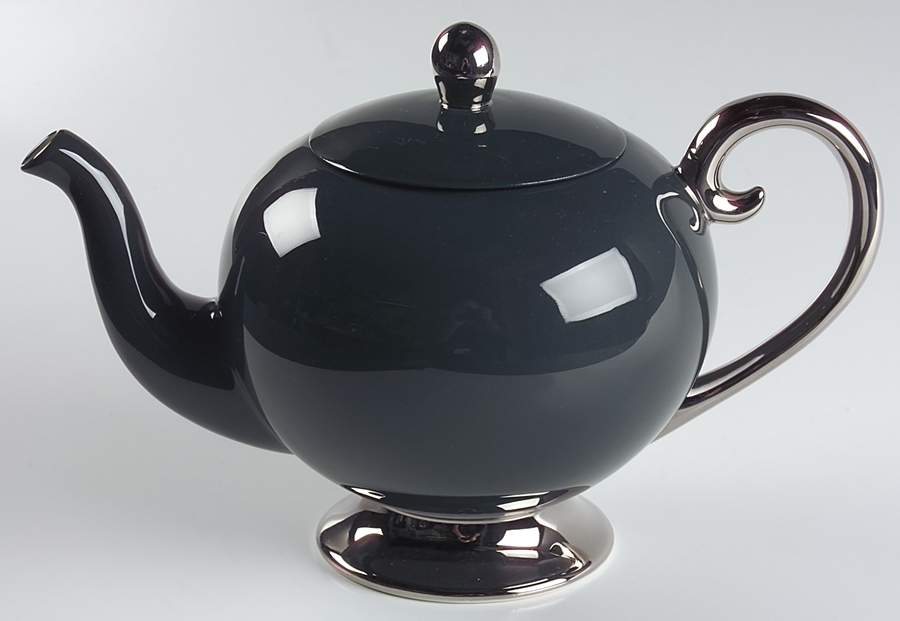 Contessa Black Small Teapot & Lid by Flintridge-1