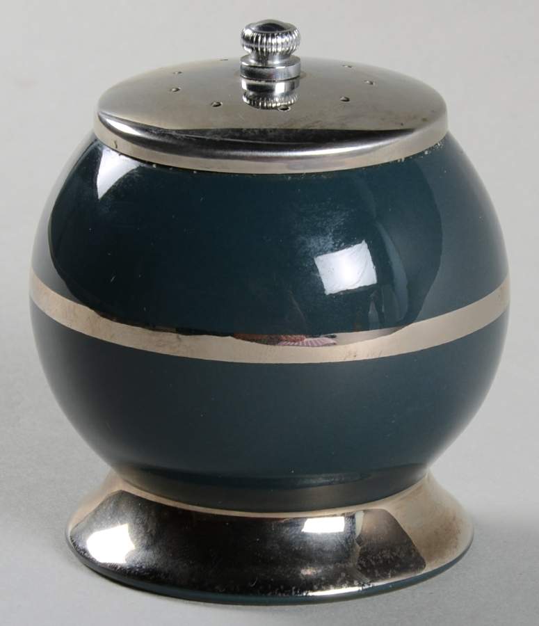 Contessa Black Salt Mill by Flintridge-1