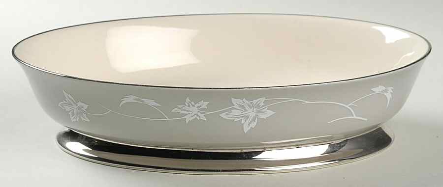 Damask Leaf Grey 9" Oval Vegetable Bowl by Flintridge-1