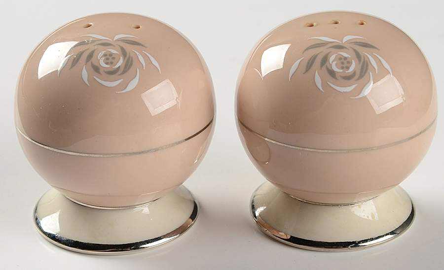 Daybreak Tan Salt & Pepper Set by Flintridge-1