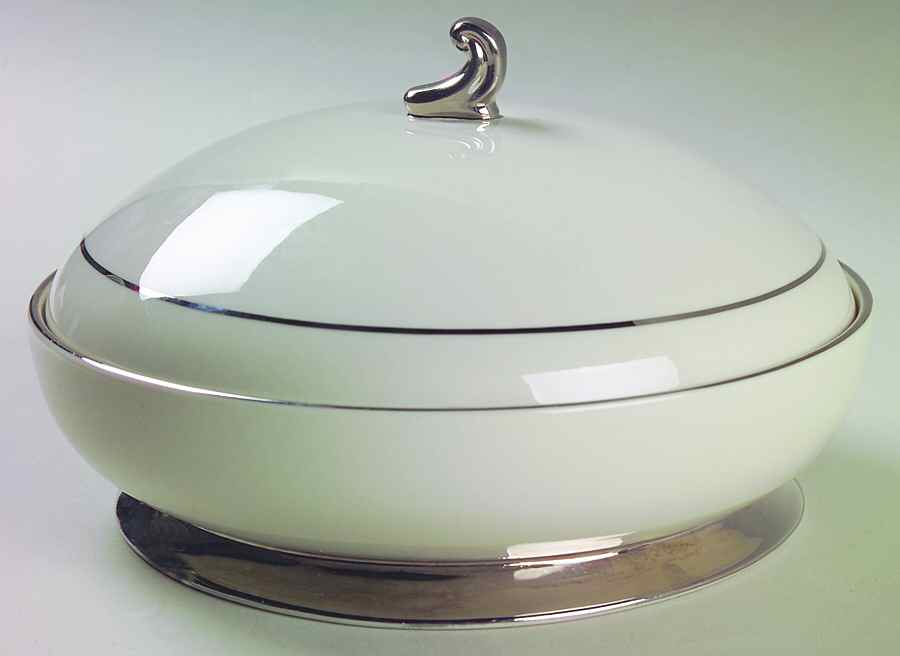 Delrose (Rim) Round Covered Vegetable by Flintridge-1