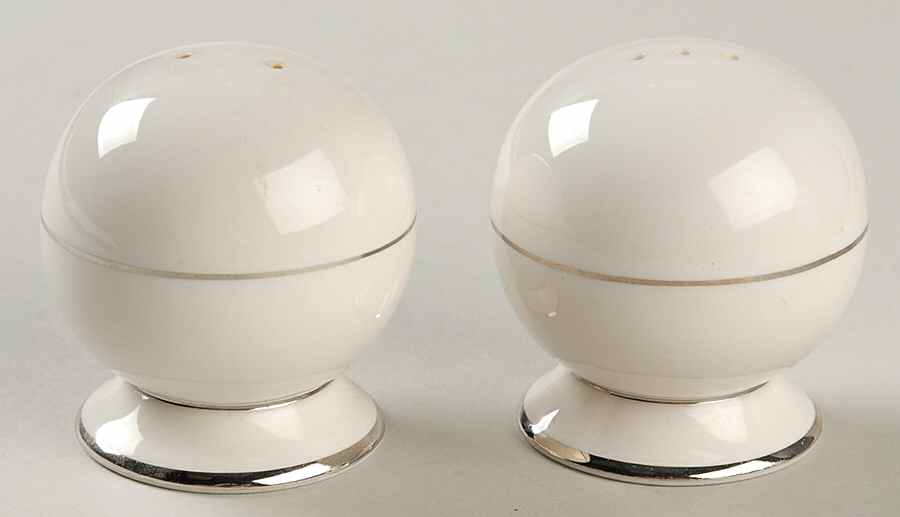 Mirador (Rim & Coupe) Salt & Pepper Set by Flintridge-1
