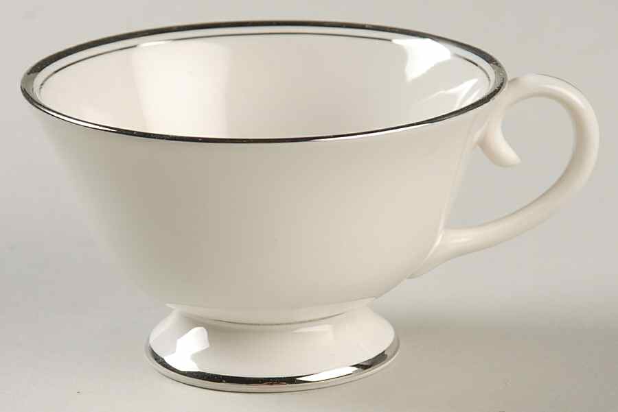 Mirador (Rim & Coupe) Footed Cup by Flintridge-1