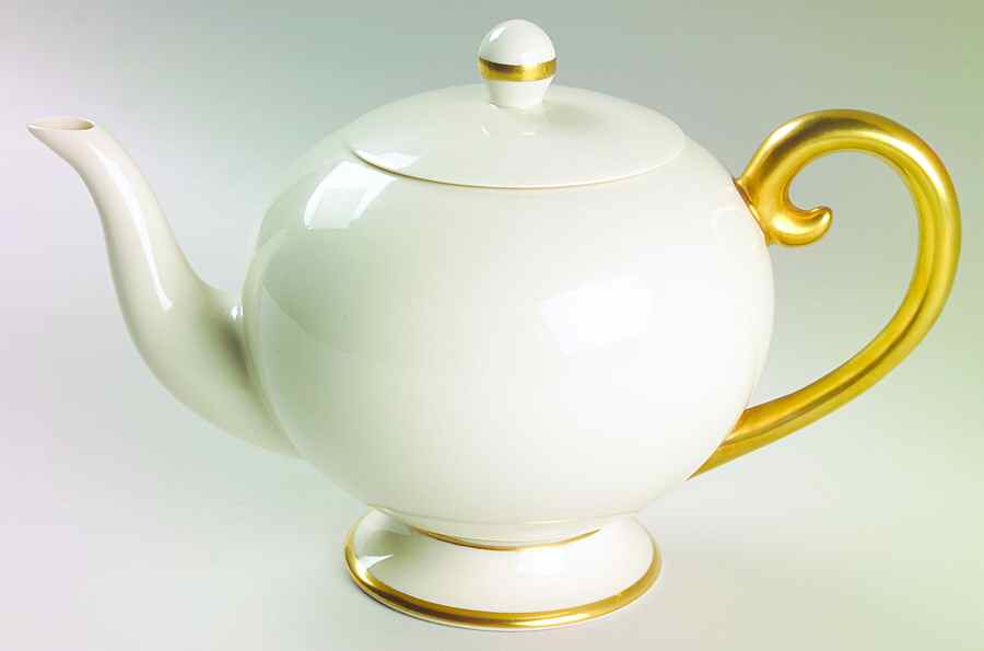 Montrose Teapot & Lid by Flintridge-1