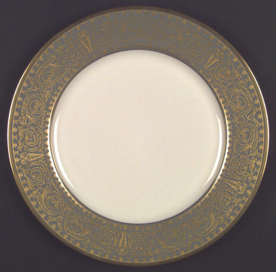 New Vienna Sage Green Dinner Plate by Flintridge-1