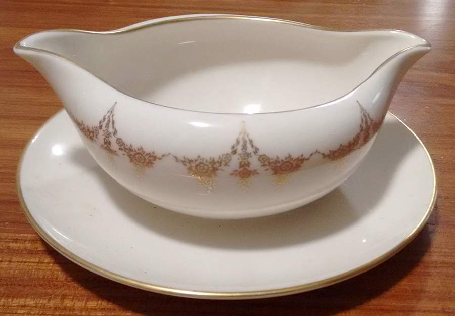 Royal Chateau No Color Band Gravy Boat with Attached Underplate by Flintridge-1