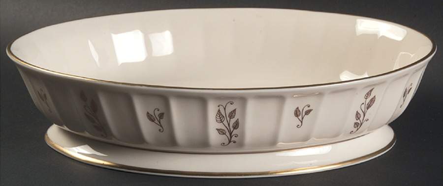 Sorrento Gold Design 9" Oval Vegetable Bowl by Flintridge-1