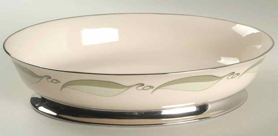 Valinda Leaf Light Green (Rim & Coupe) 10" Oval Vegetable Bowl by Flintridge-1