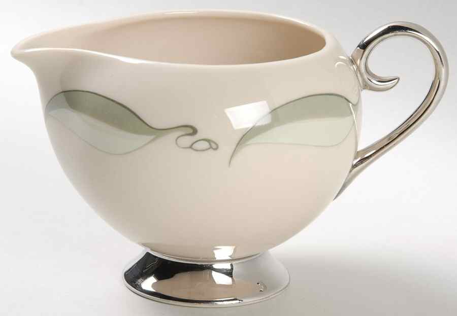 Valinda Leaf Light Green (Rim & Coupe) Creamer by Flintridge-1