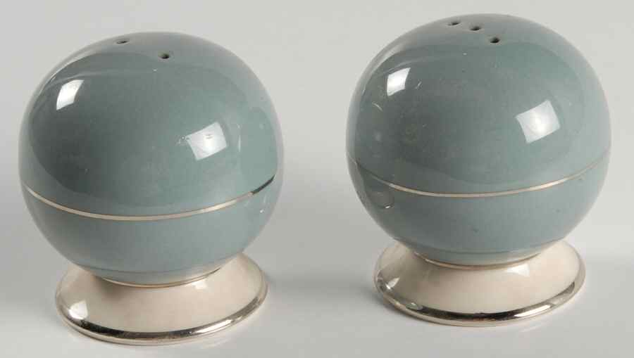 Woodsong Peacock (Rim & Coupe) Salt & Pepper Set by Flintridge-1