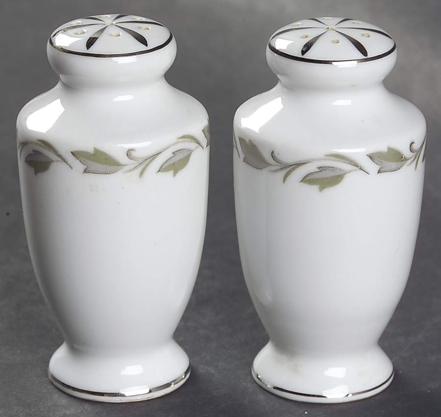 Irene Salt & Pepper Set by Flair-1