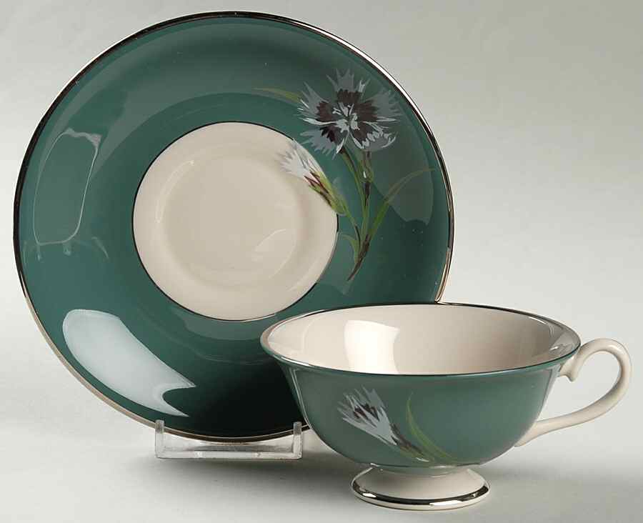 Emerald Carnation Footed Cup & Saucer Set by Fleetwood-1