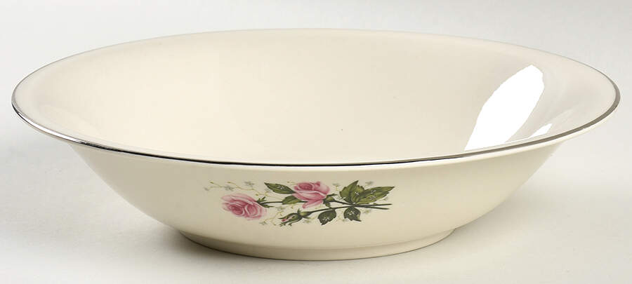 FLE2 9" Round Vegetable Bowl by Fleetwood-1