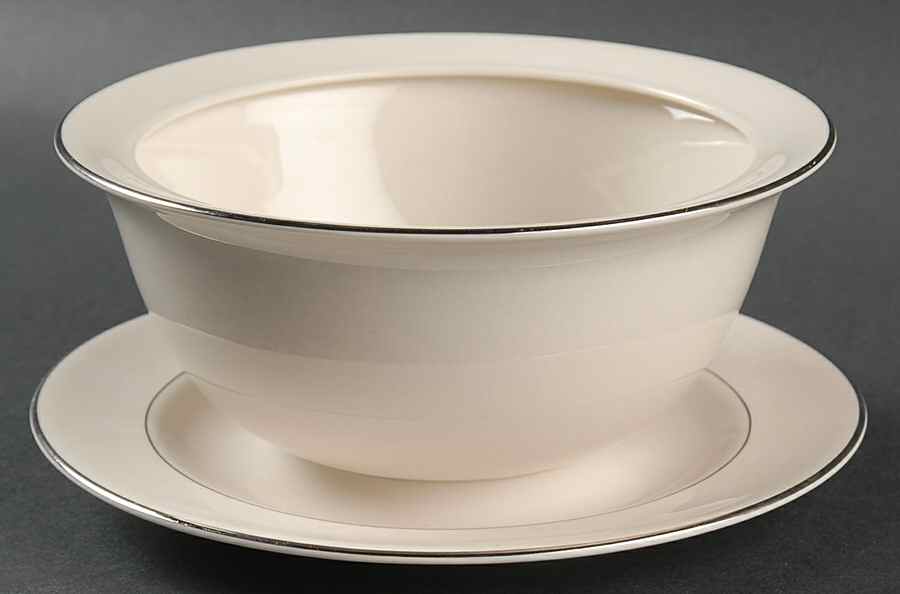 FLE3 Gravy Boat w/Attached Underplate No Lid by Fleetwood-1