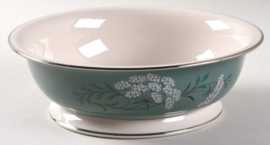Queen's Lace Green 7" Round Vegetable Bowl by Fleetwood-1