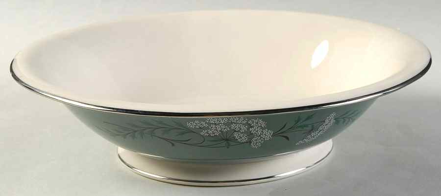Queen's Lace Green 9" Round Vegetable Bowl by Fleetwood-1