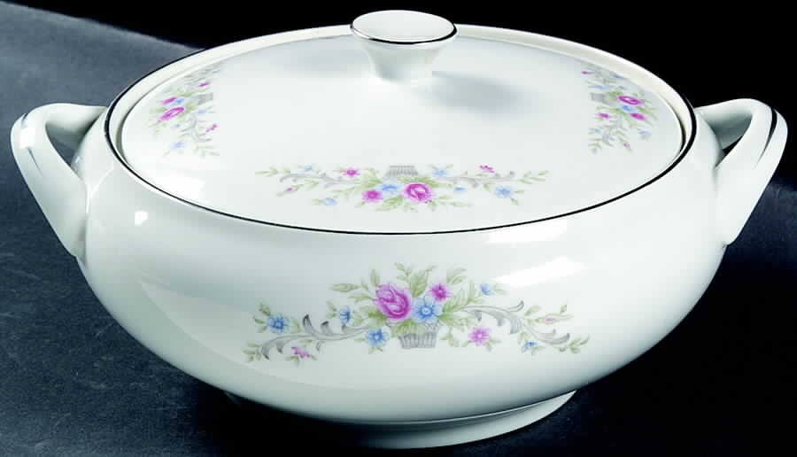 Fantasia Round Covered Vegetable by Florenteen-1