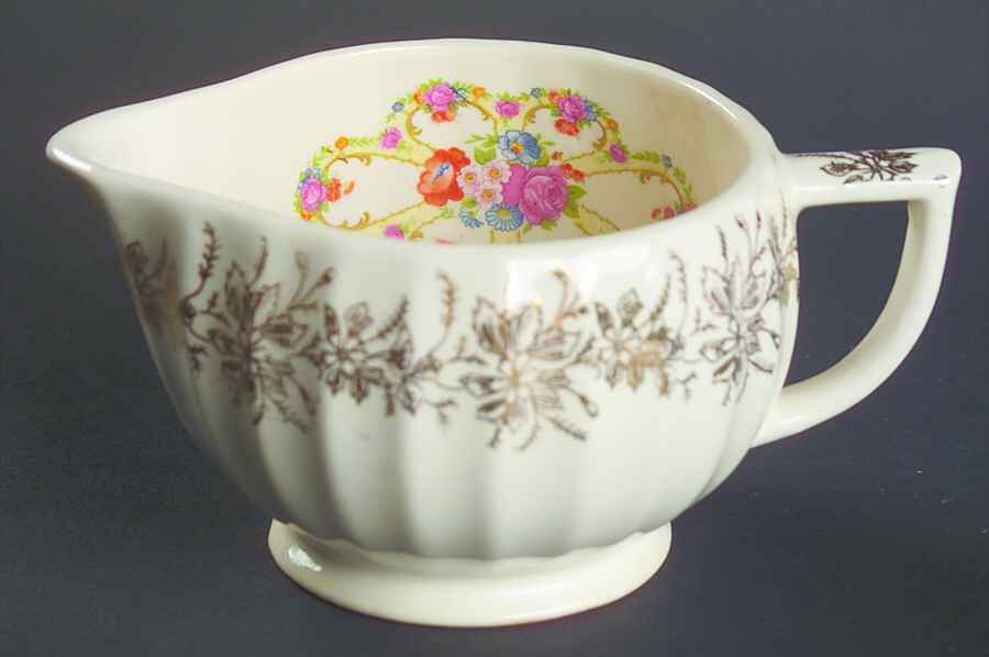 FLW2 Creamer by Franklinware-1