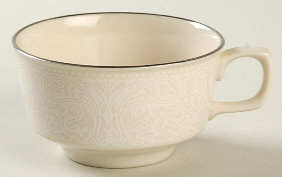 Applique Flat Cup by Franciscan-1