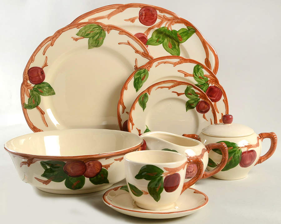 Apple (USA Backstamp) 45 Piece Starter Set by Franciscan-1