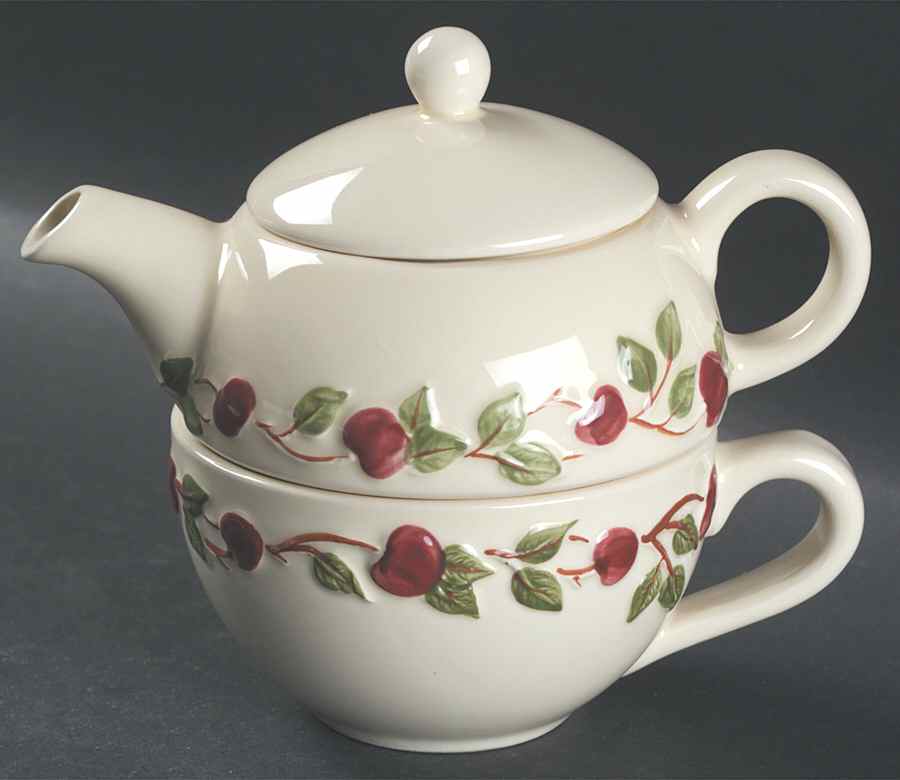 Apple (England Backstamp) Individual Teapot & Lid with Cup by Franciscan-1