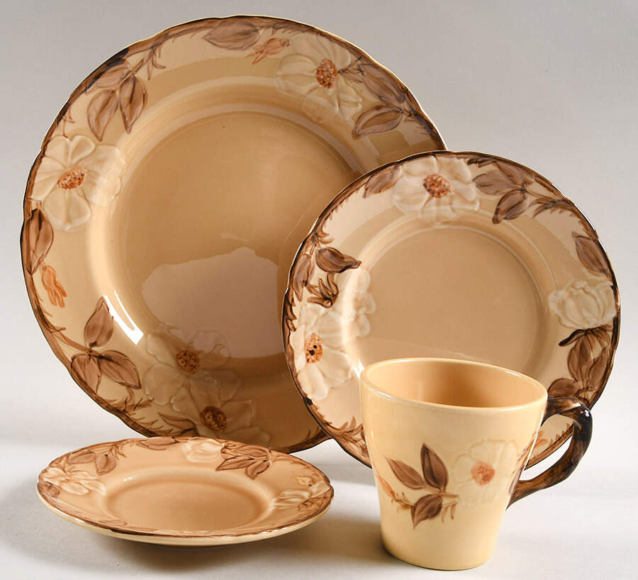 Cafe Royal 4 Piece Place Setting by Franciscan-1