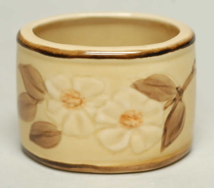 Cafe Royal Napkin Ring by Franciscan-1