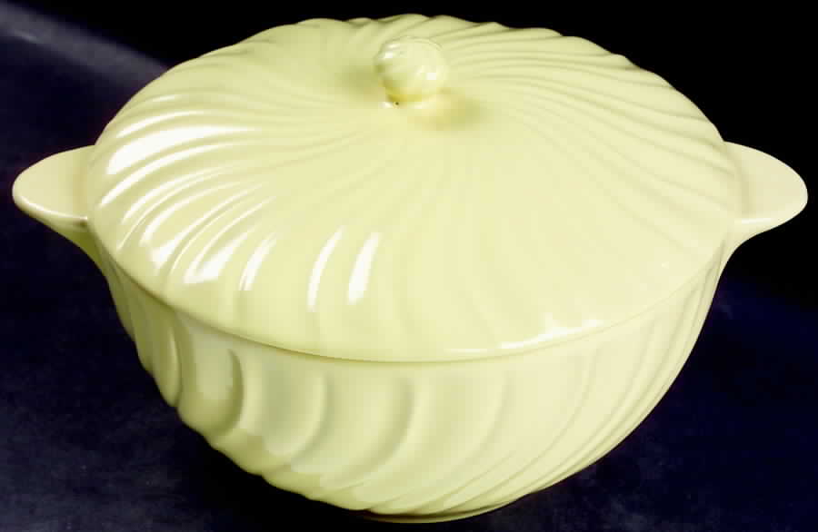 Coronado Yellow Matte 1.5 Qt Round Covered Casserole by Franciscan-1