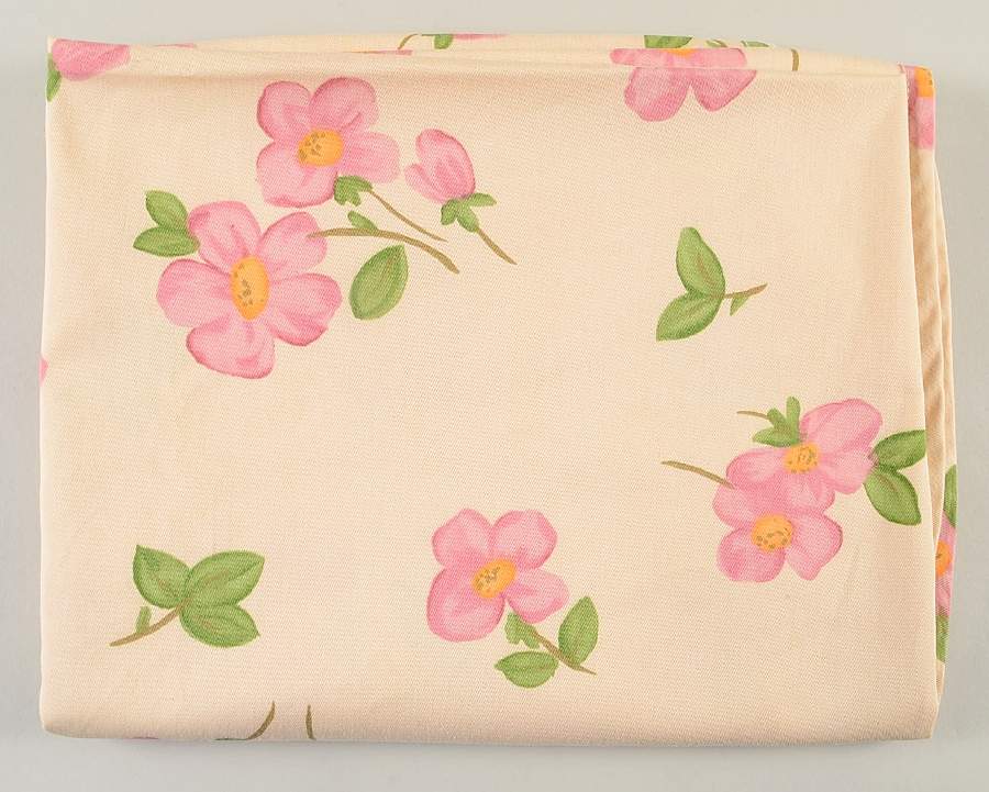Desert Rose (England and Portugal Backstamp) 60" X 84" Oblong Tablecloth by Franciscan-1