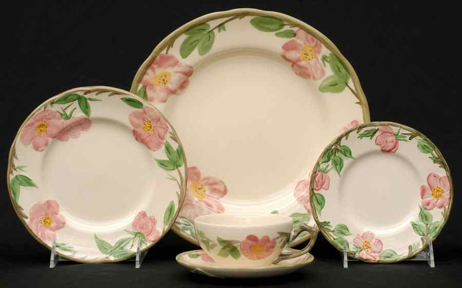 Desert Rose (England and Portugal Backstamp) 5 Piece Place Setting by Franciscan-1