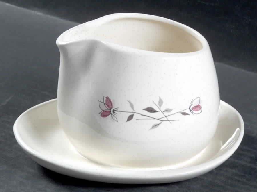 Duet Gravy Boat with Attached Underplate by Franciscan-1