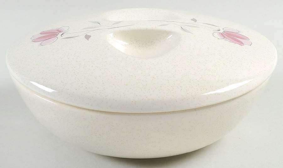 Duet 1.5 Qt Round Covered Casserole w/8" Vegetable Base by Franciscan-1