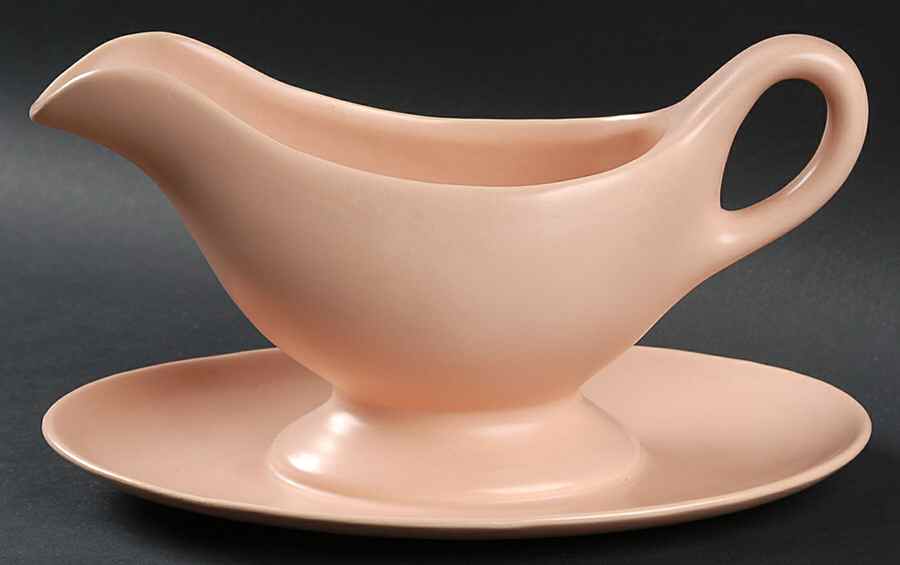 El Patio Coral (Matte) Gravy Boat with Attached Underplate by Franciscan-1