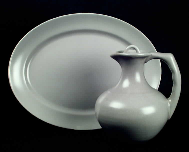 El Patio Gray (Matte) 13" Oval Serving Platter by Franciscan-1