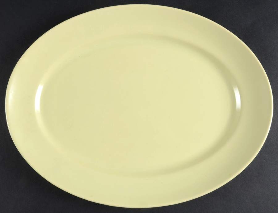 El Patio Pale Yellow (Matte) 13" Oval Serving Platter by Franciscan-1