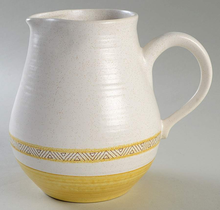 Hacienda Gold (USA) 56 Oz Pitcher by Franciscan-1