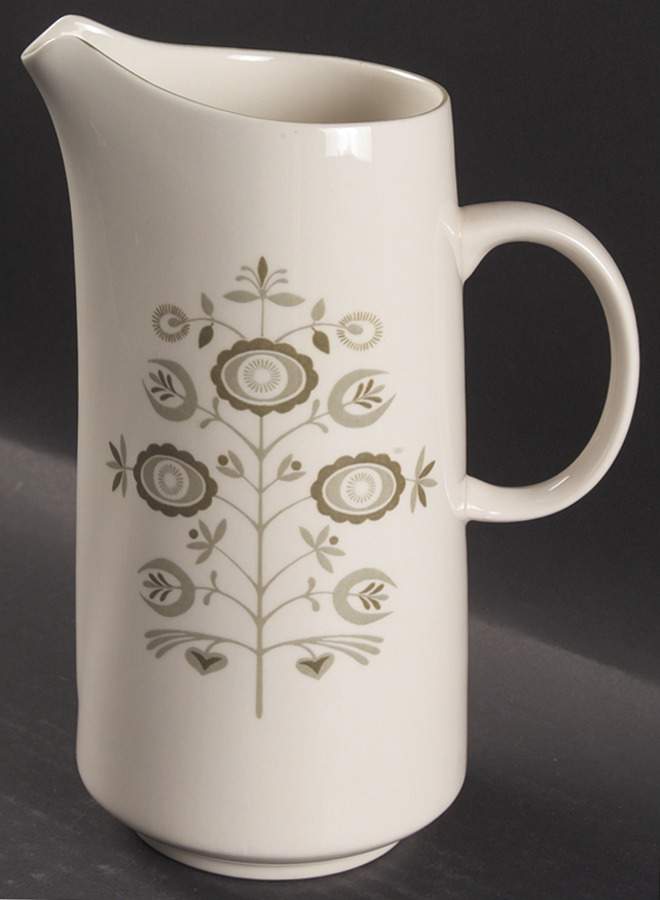 Heritage 32 Oz Pitcher by Franciscan-1