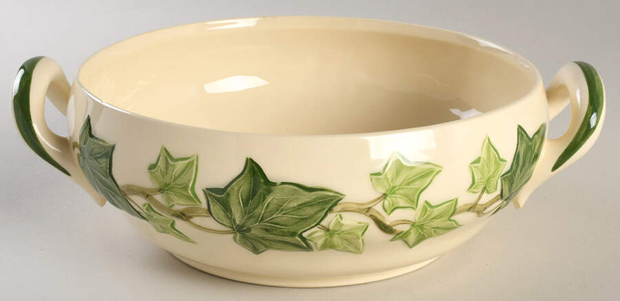 Ivy (American) 1.5 Qt Round Casserole No Lid by Franciscan-1