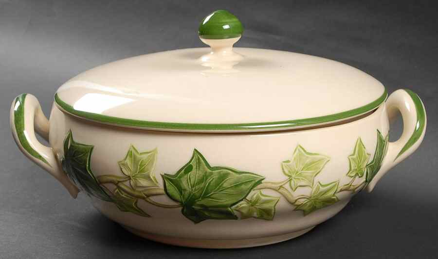 Ivy (American) 1.5 Qt Round Covered Casserole by Franciscan-1
