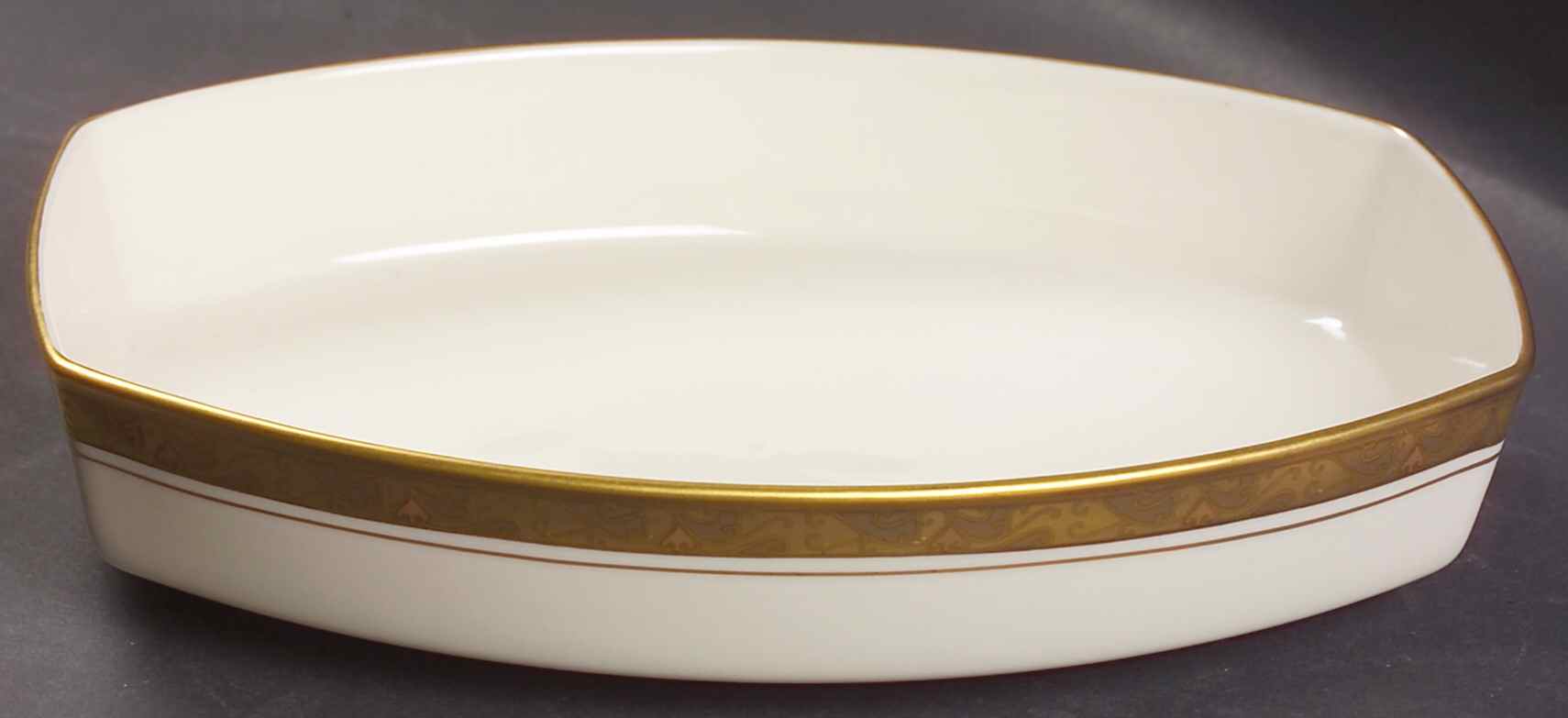 Kasmir 8" Oval Vegetable Bowl by Franciscan-1