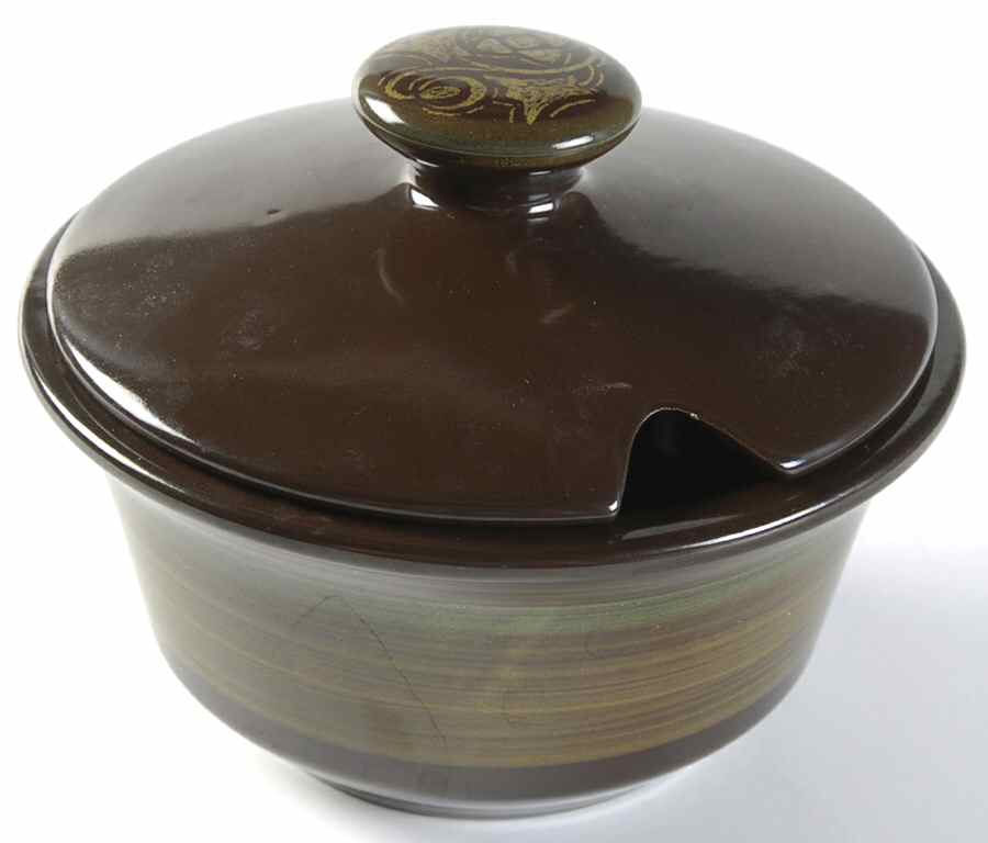 Madeira (USA) Round Gravy Boat & Lid by Franciscan-1