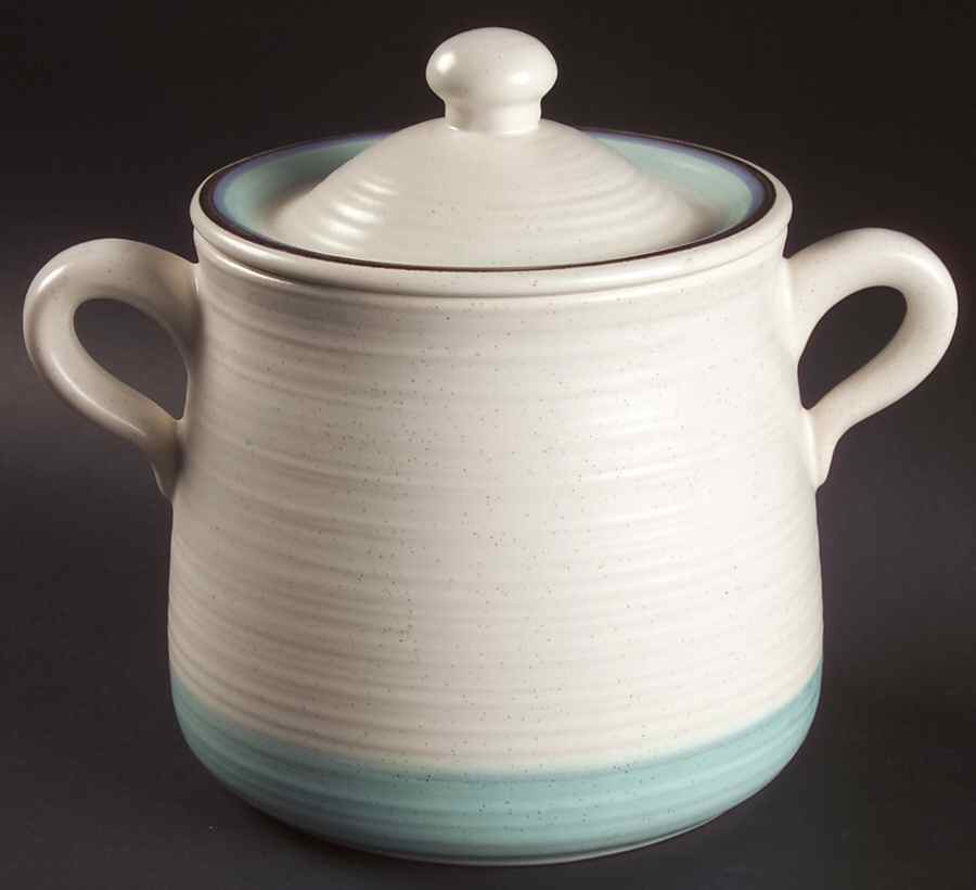 Malibu Bean Pot & Lid by Franciscan-1