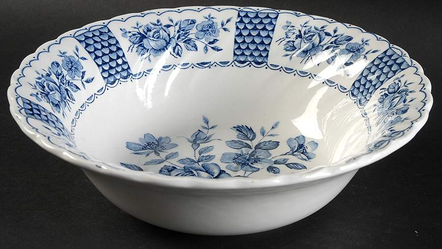 Melody 8" Round Vegetable Bowl by Franciscan-1