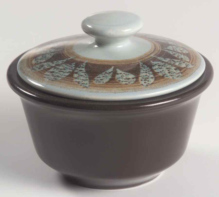 Nut Tree (USA) Sugar Bowl & Lid by Franciscan-1