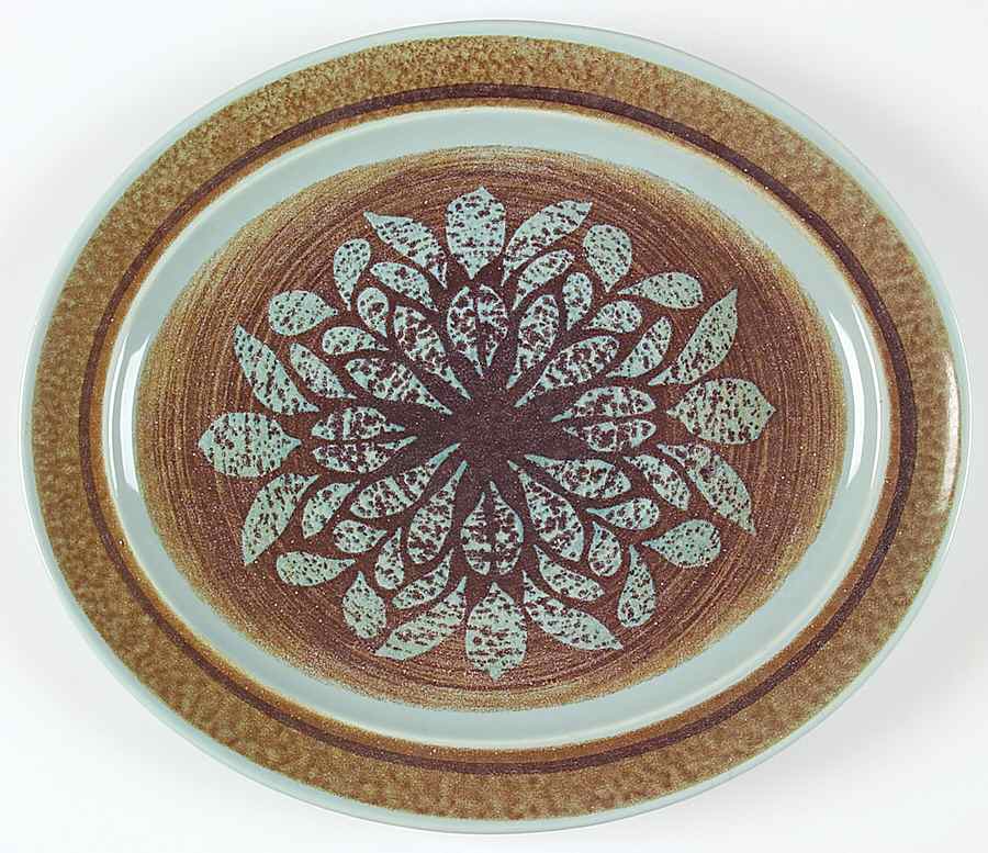 Nut Tree (USA) 13" Oval Serving Platter by Franciscan-1